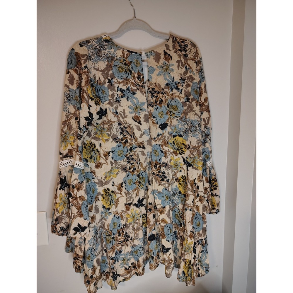 Umgee USA Floral Boho Mini Dress Long Bell Sleeve Crochet Lace Beige Blue Large - Picture 6 of 12